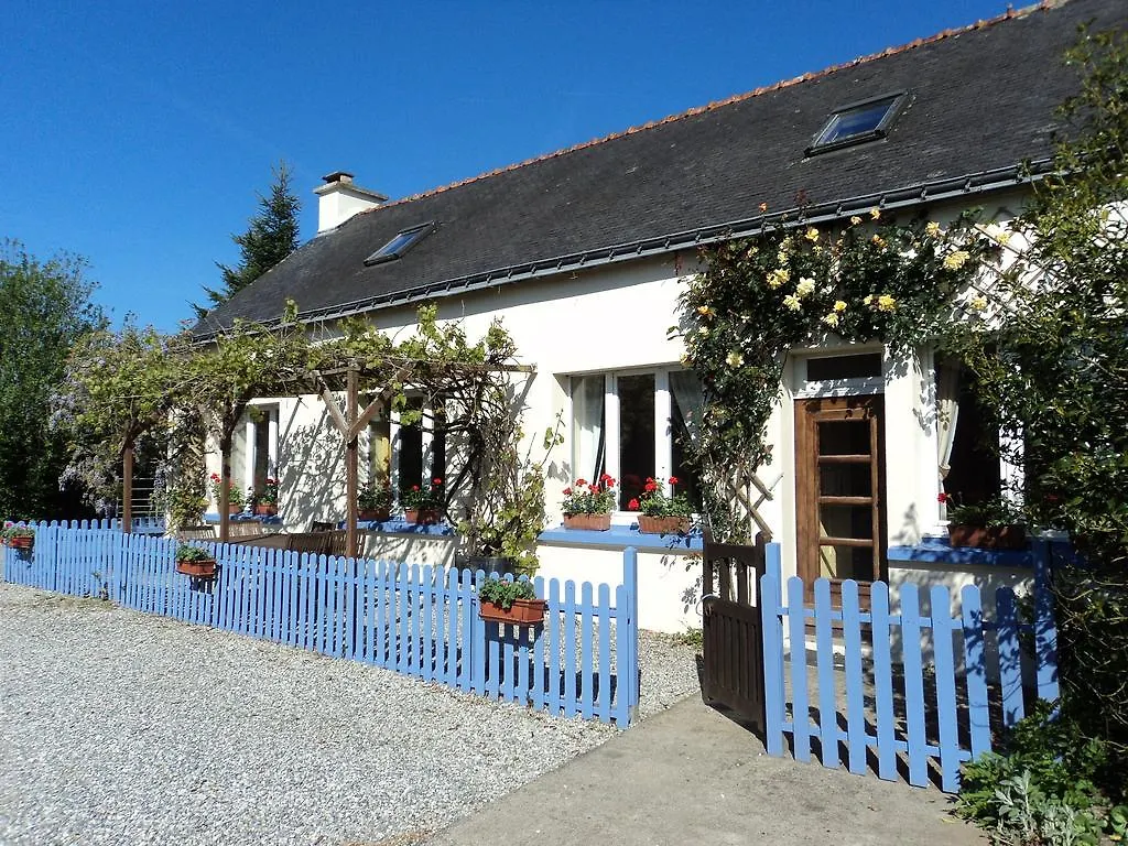 Penderff Holiday Home Lignol